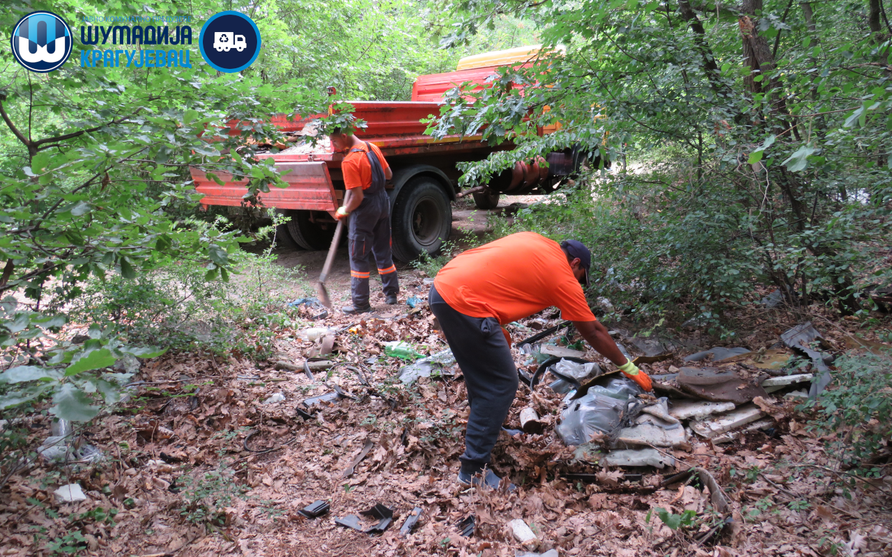  Kragujevčani inicirali, JKP Šumadija uklonila divlju deponiju u Šumaricama